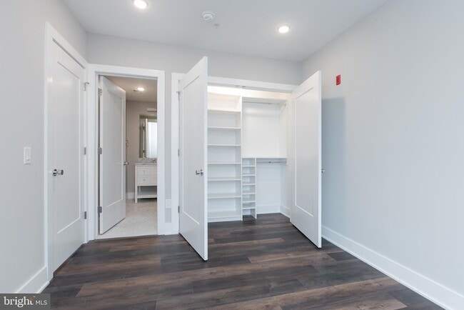 Building Photo - 45 W Haines St