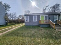 Building Photo - 1250 Estelle St