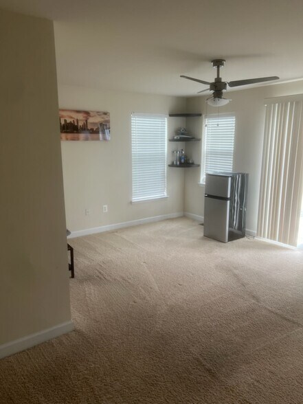 Building Photo - 7202 Brickyard Station Dr