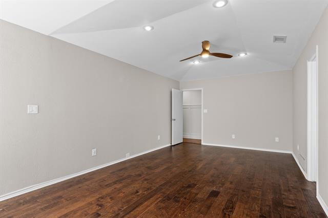 Building Photo - 837 Parkway Blvd
