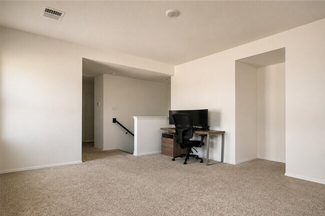 Building Photo - 4925 Pismo Ray Dr