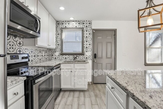 Building Photo - 2616 Northview Ave