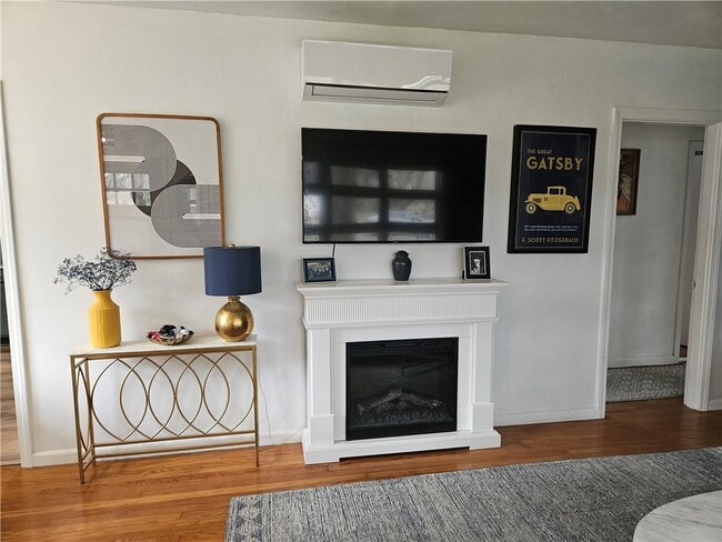 Building Photo - 57 Wampanoag Cir