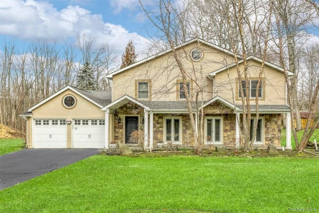 Building Photo - 14 Judith Ln