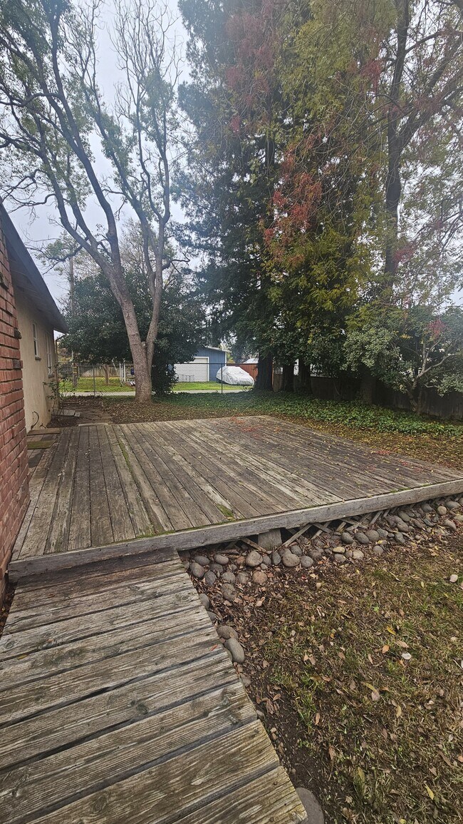 Building Photo - 2375 North Ave