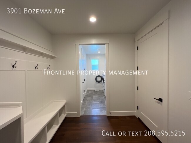 Building Photo - 3901 Bozeman Ave