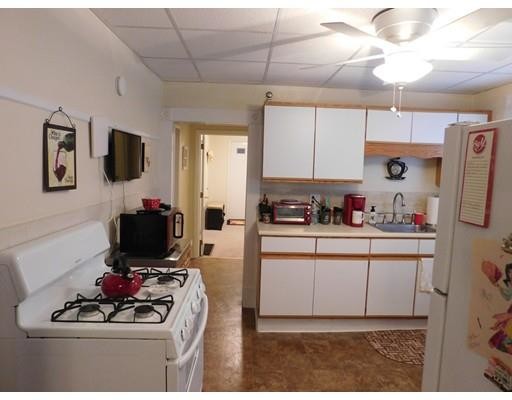 Building Photo - 42 Baldwin St