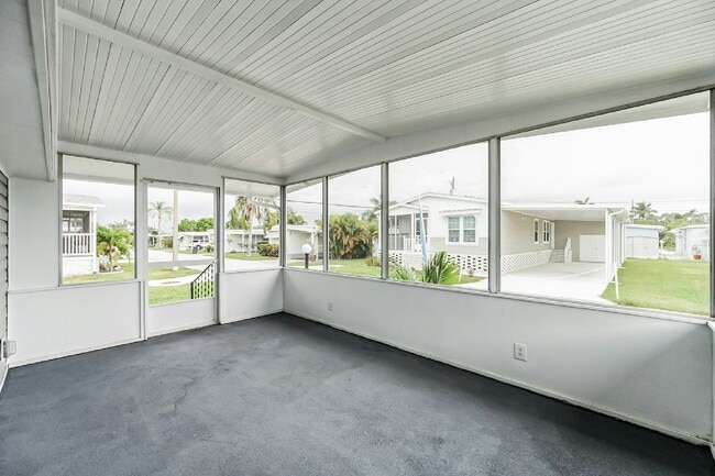 Building Photo - 2108 Ixora Ct