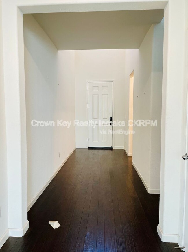 Building Photo - 6425 Dan Havicus Dr