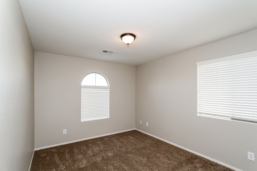 Building Photo - 10527 Peach Creek St