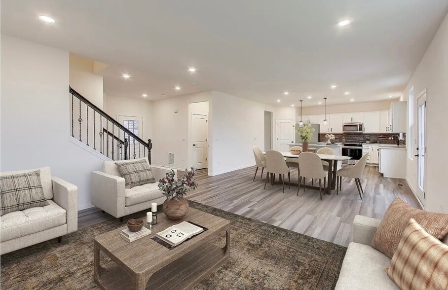 Building Photo - 2240 Bent Grass Way