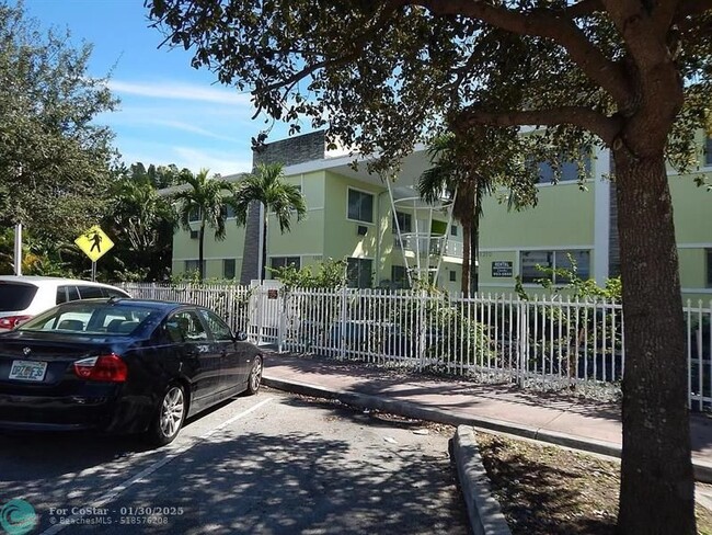 Building Photo - 1200 Marseille Dr