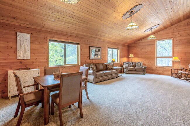 Building Photo - 55823 Wood Duck Dr