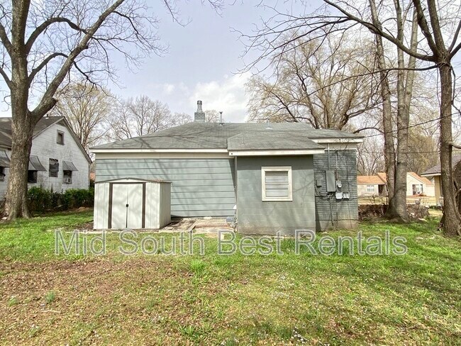 Building Photo - 751 E Gage Ave