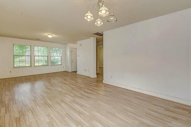 Building Photo - 6302 Torrance Elms Ct