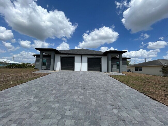 Building Photo - 4606 24th St SW