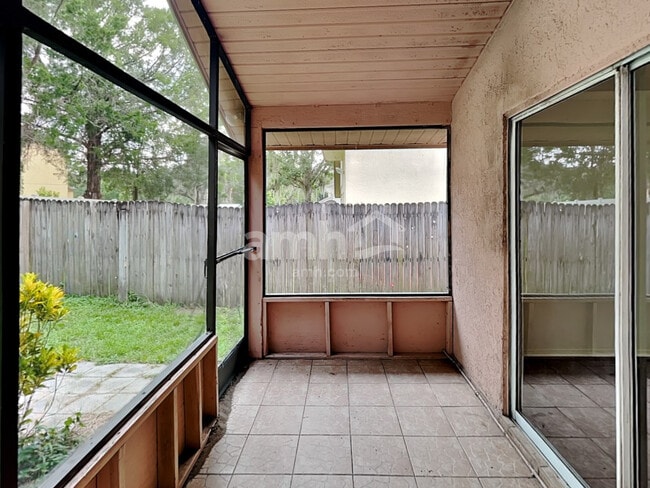 Building Photo - 957 Islander Ave
