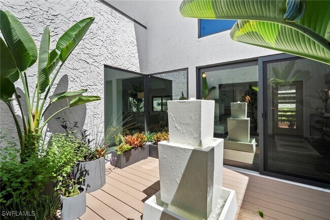 Building Photo - 504 Tierra Mar Ln E