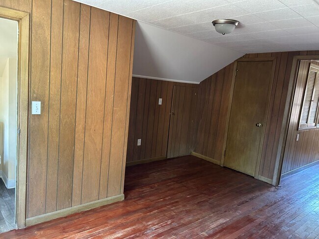 Building Photo - 4409 Adrian Rd