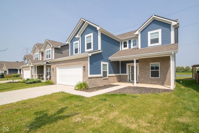 Building Photo - 7062 English Oak Dr