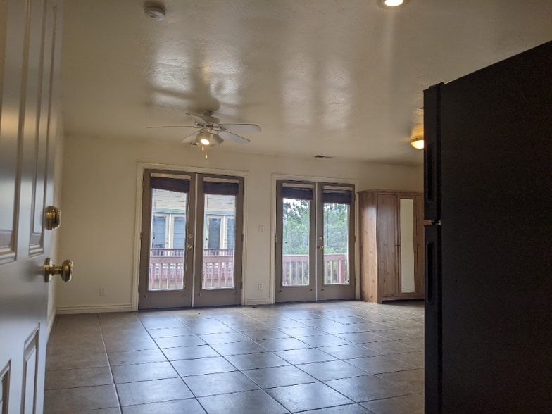 Building Photo - 1488 S Noelle Ln