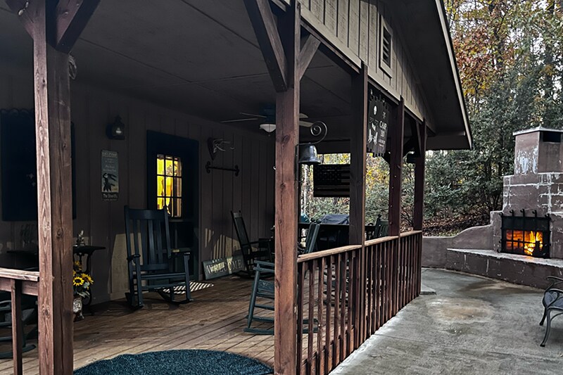 Building Photo - 210 Lake Becky Rd