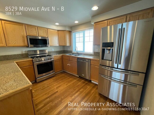 Primary Photo - 8529 Midvale Ave N