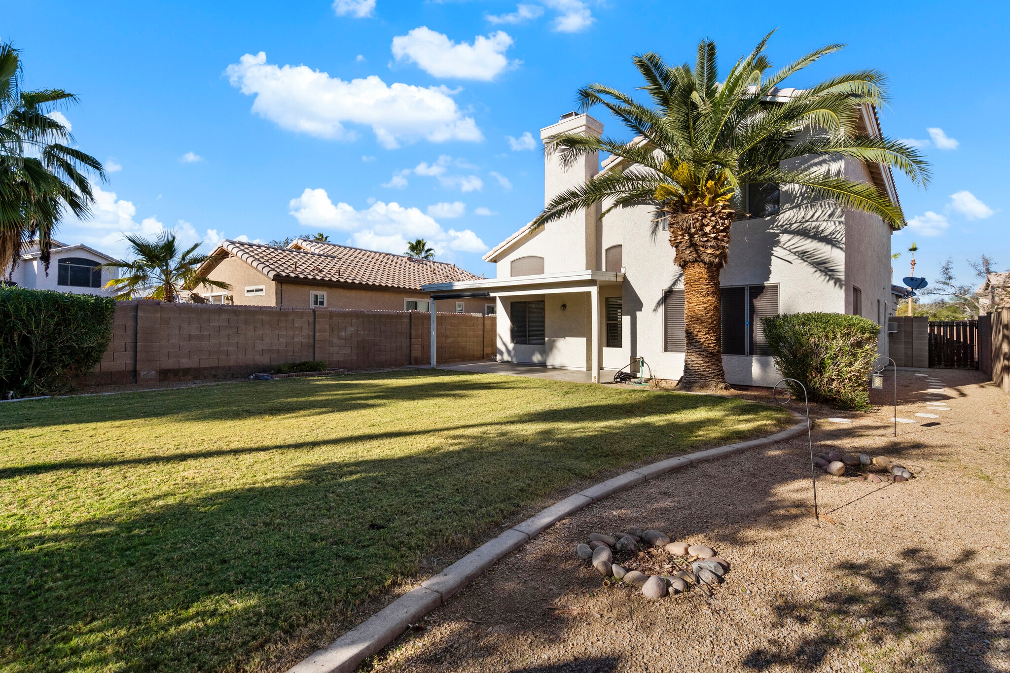 Building Photo - 4719 E Goldfinch Gate Ln