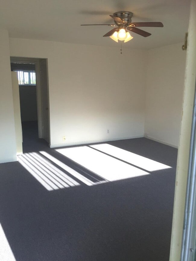 Building Photo - 7170 Bark Ln