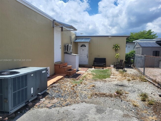 Building Photo - 1310-1130 SW 130th Ave