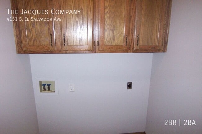 Building Photo - 4151 S El Salvador Ave