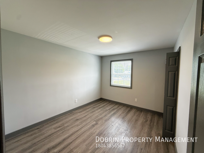 Building Photo - 1707 Colorado Ave