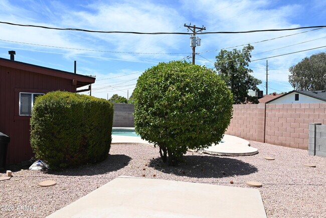 Building Photo - 3626 N 80th Pl