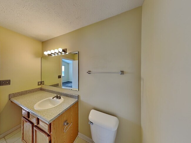 Building Photo - 11324 Water Birch Dr