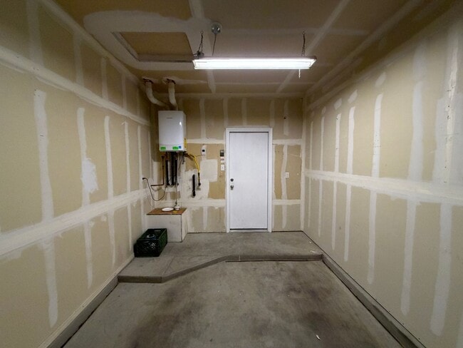 Building Photo - 2 Bedroom Single Story Town Home Available Near 98th St SW & Dennis Chavez Blvd SW!