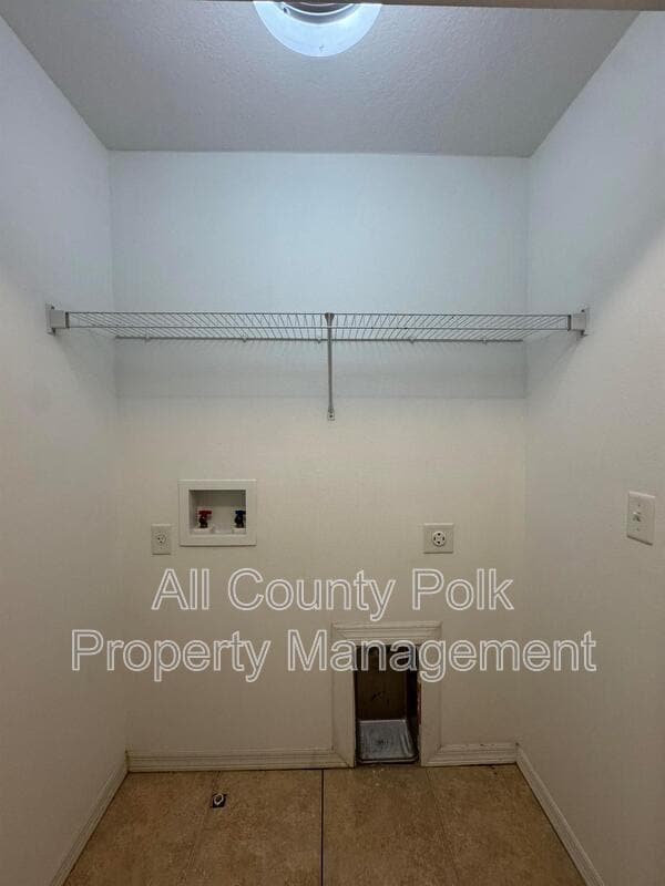 Building Photo - 4054 Winding Vine Dr