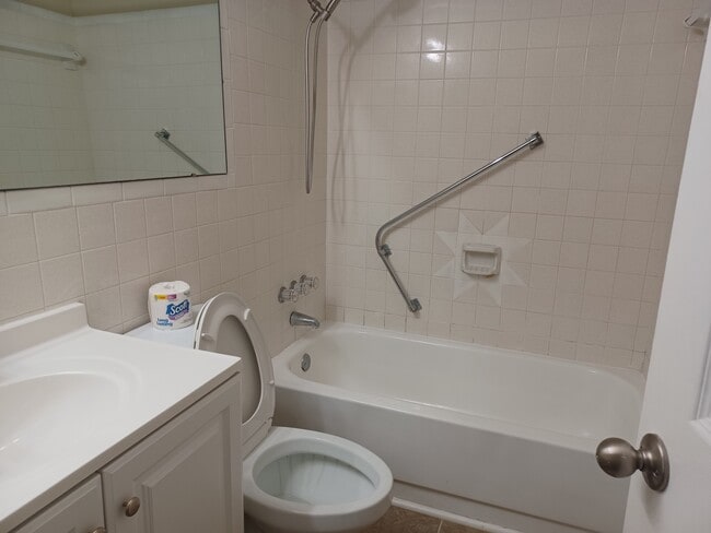 Building Photo - 4915 Filner St