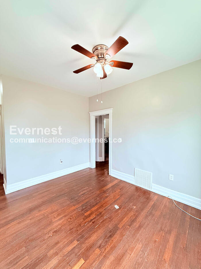 Building Photo - 504 Westminster St