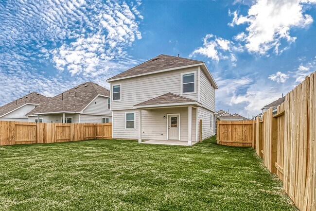 Building Photo - 4923 Luke Matthew Dr