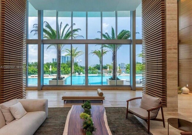 Building Photo - 16385 Biscayne Blvd