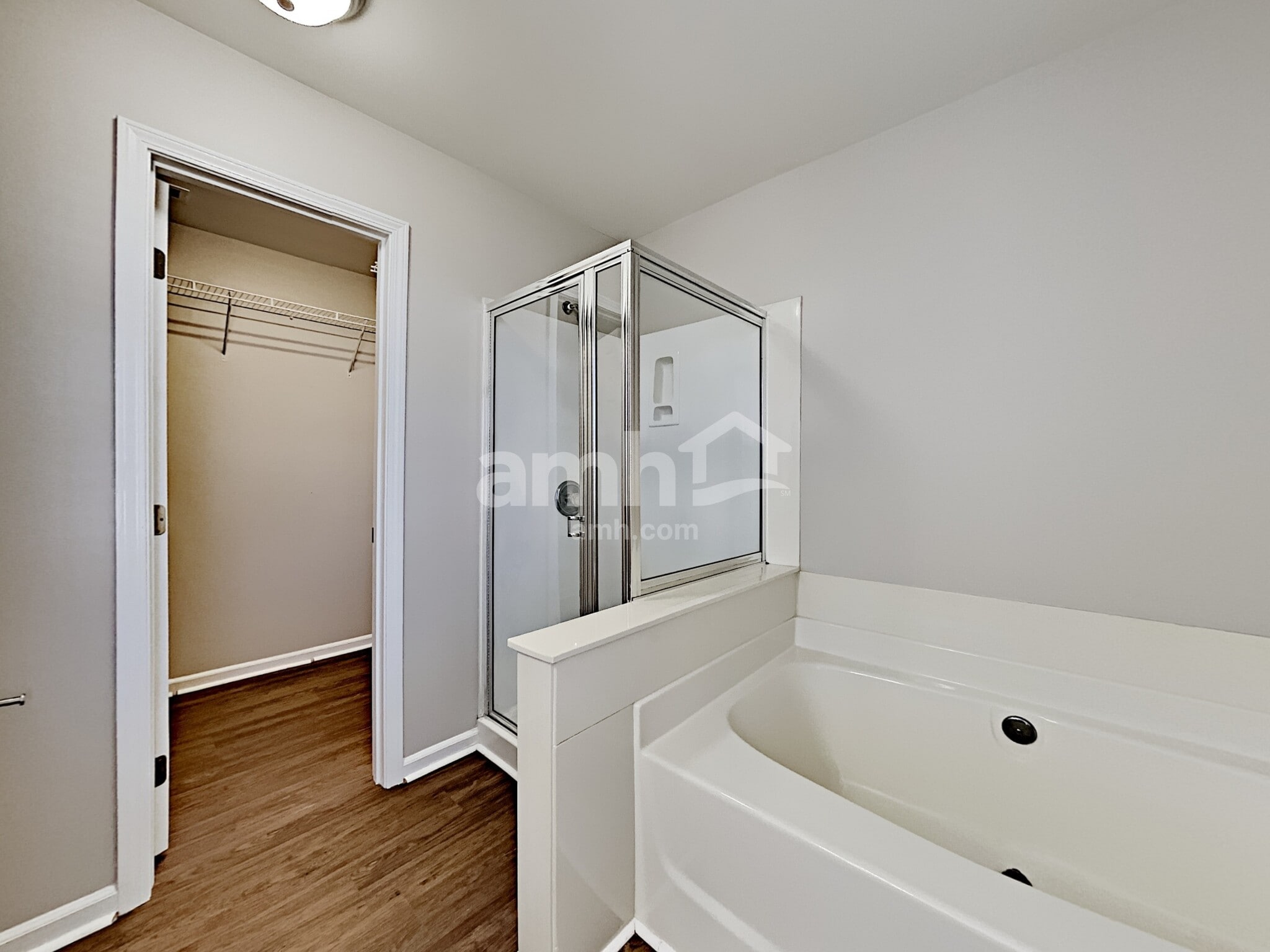 Building Photo - 113 Barrington Dr