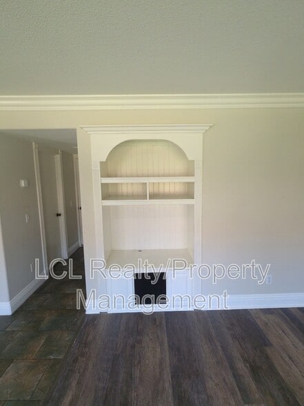 Building Photo - 23114 Teil Glen Rd