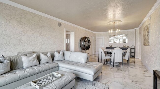 Building Photo - 3000 S Ocean Dr