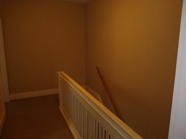 Hallway & stairs - 1728 Washington St E