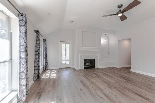 Building Photo - 13400 Caballero Cove