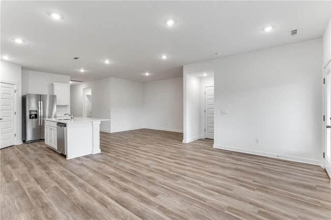 Building Photo - 4604 W Aurora St