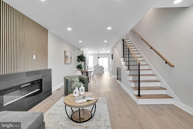 Building Photo - 5333 5th St NW