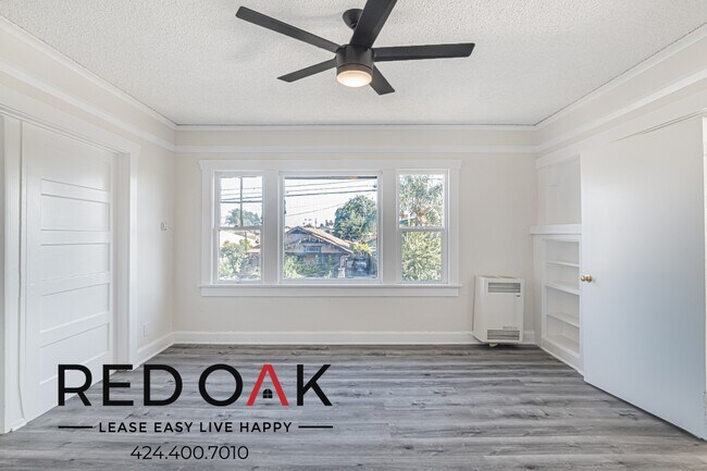 Building Photo - 4626 Wall St