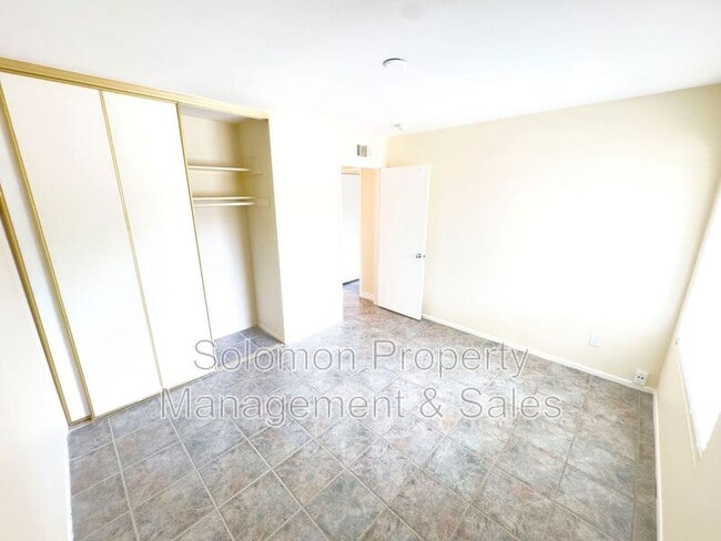 Building Photo - 2701 Fire Mountain Dr