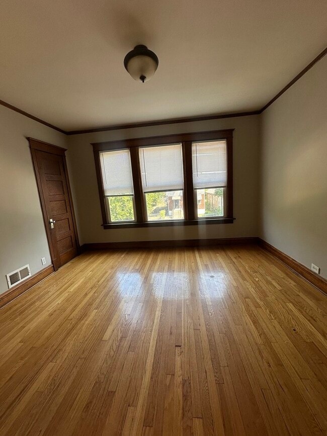 Building Photo - 11344 S Calumet Ave
